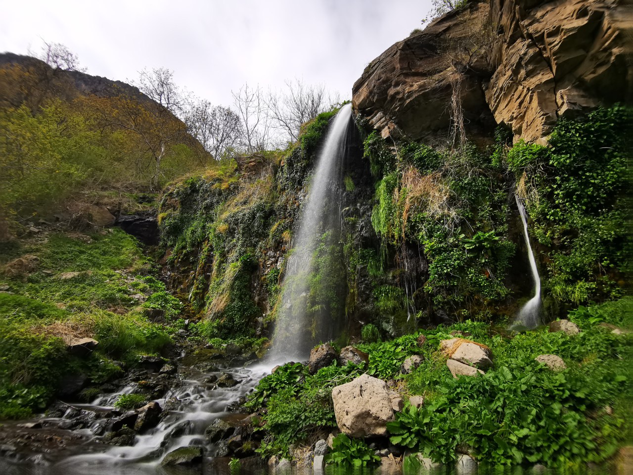 Eghegis village– Vayots Mountain – Herher Waterfall – St. Sion Church – Arevi hotel